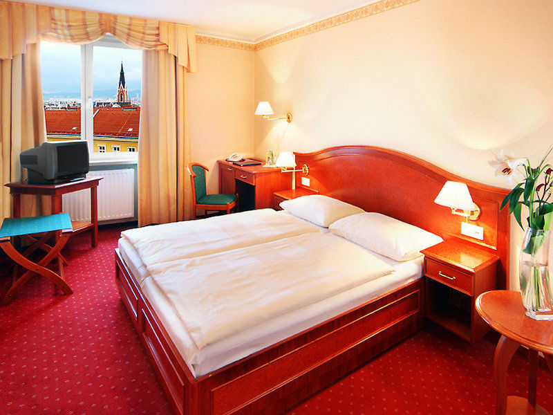 Select Hotel Prinz Eugen Wien Экстерьер фото