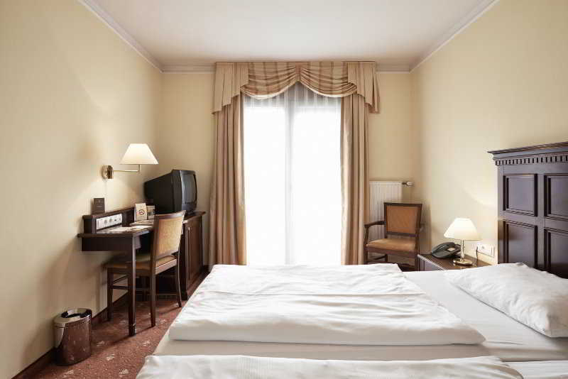 Select Hotel Prinz Eugen Wien Экстерьер фото