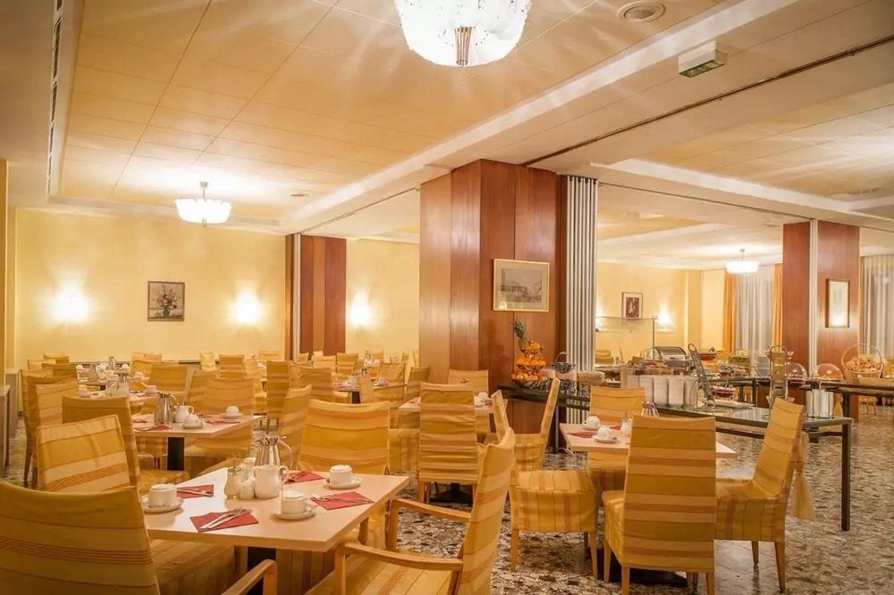 Select Hotel Prinz Eugen Wien Экстерьер фото